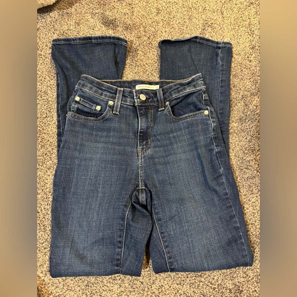 Levi’s 725 Bootcut Jeans